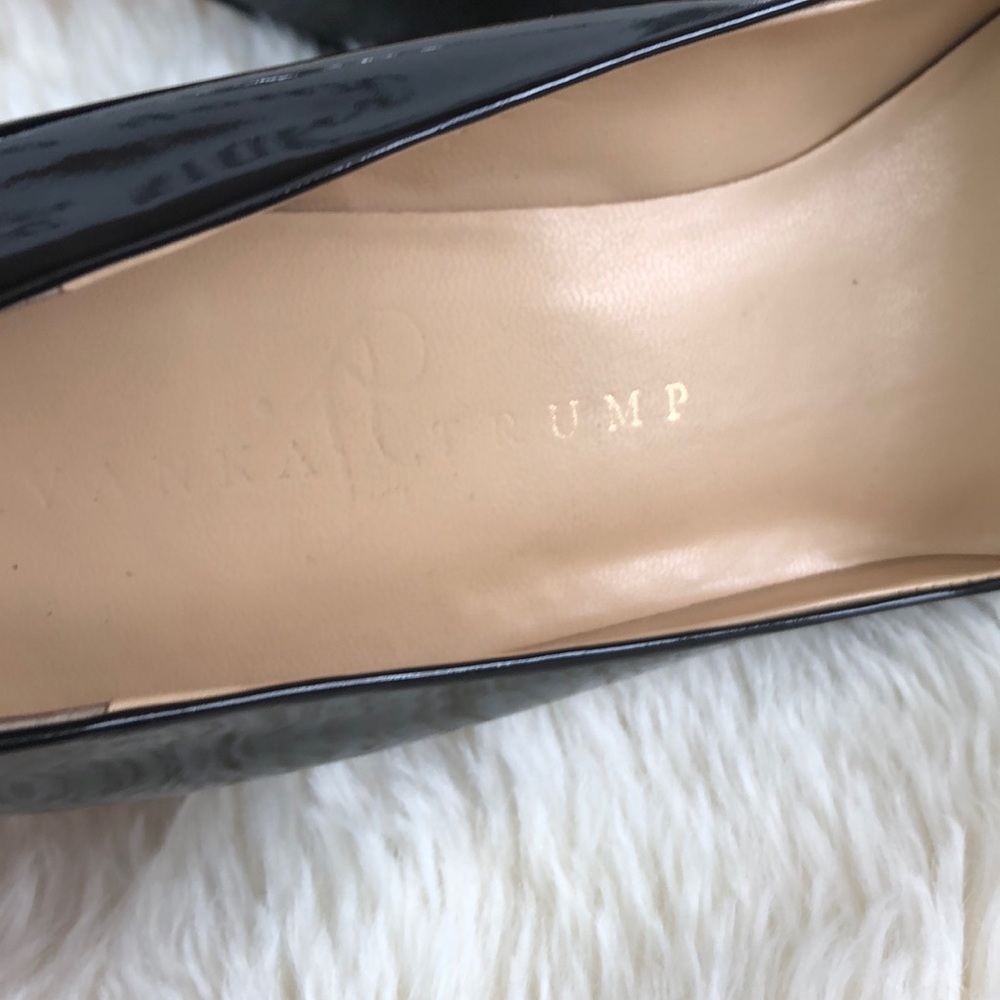 Ivanka Trump Black Pumps - Picture 7 of 8
